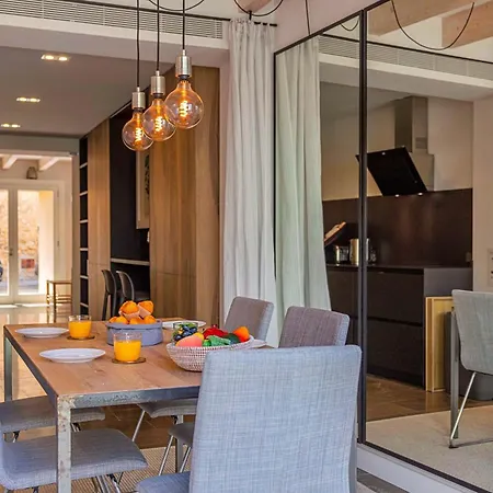 Elegant Town House In 2 Bedrooms Roser Vell Located In Heart Of Old Town * بويينسا